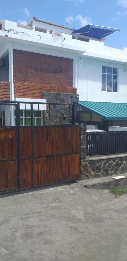 Corinne Villa A 300M From The Beach Grand-Baie Exterior photo
